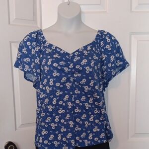 Lane Bryant Blue Floral Flutter Sleeve Blouse